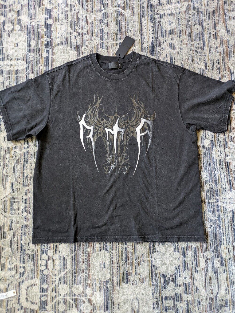RTA Oversized Vintage Wash Graphic Tee Size Large NWT Black Tribal Logo